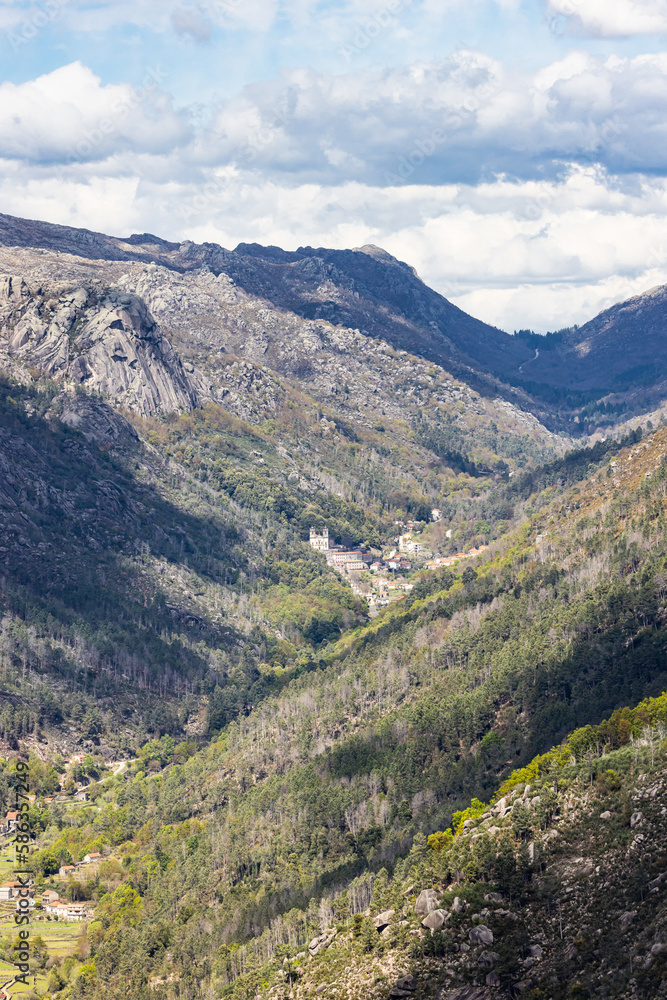 Mountain and valley landscape near Gavieira.