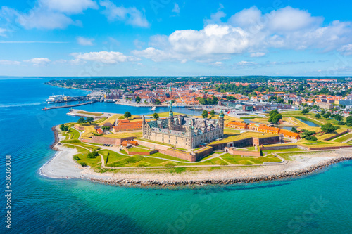 Schilderij op canvas Panorama of the Kronborg castle at Helsingor, Denmark