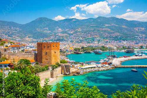 Принти на полотні Panoramic view of the harbor of Alanya on a beautiful summer day