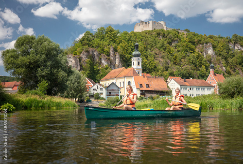 Kanufahrer auf der Naab photo