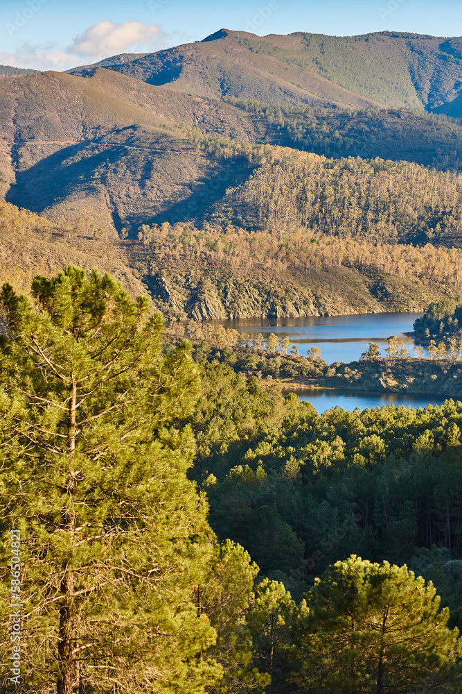 Fototapeta premium Melero meander mountain and river landscape in Caceres, Extremadura, Spain