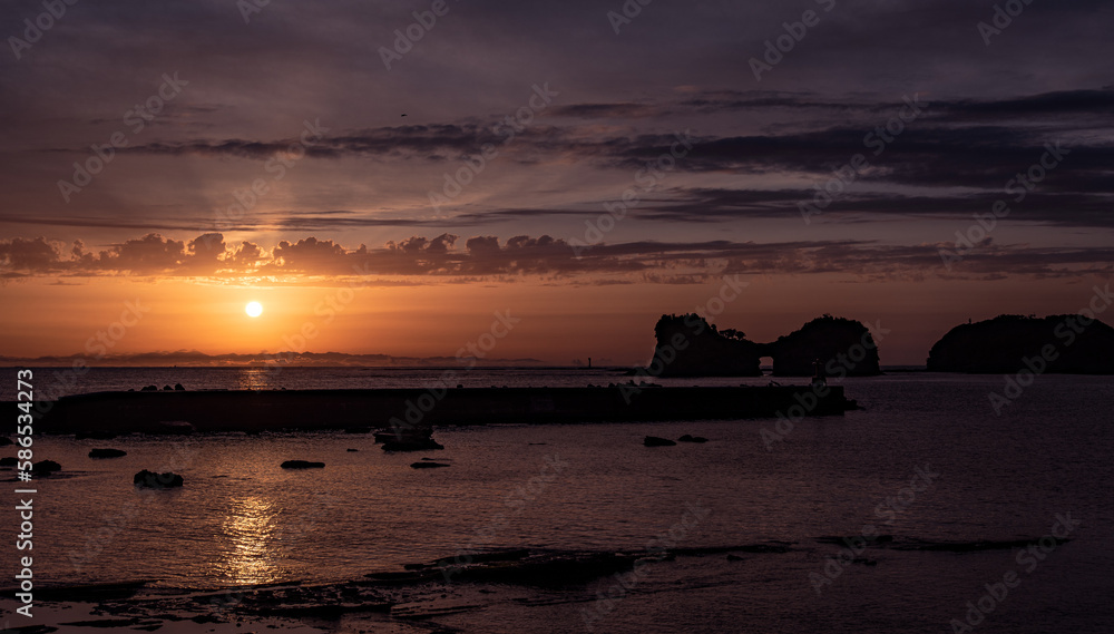 Sunset and Engetsu Island
