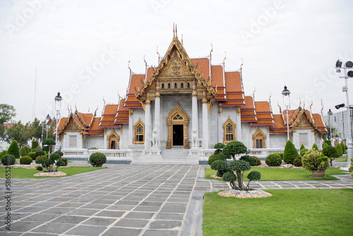 Wat Benchamabophit Dusitwanaram or Marble Temple in Bangkok © tang90246