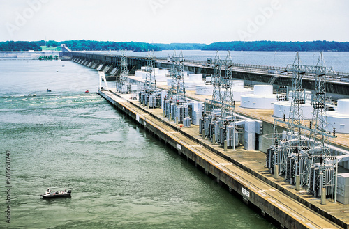 Obraz na płótnie Wheeler Dam, Alabama, USA. One of the hydroelectric dams on the Tennessee River operated by the Tennessee Valley Authority TVA w salonie