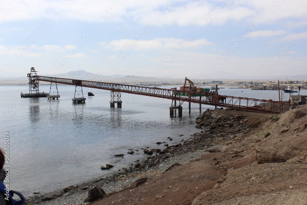 Muelle mecanizado abandonado Caldera, atacama Chile