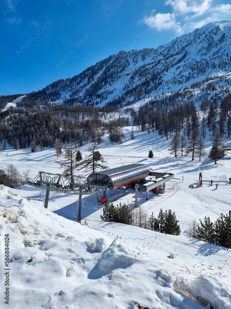 ski resort ski resort
