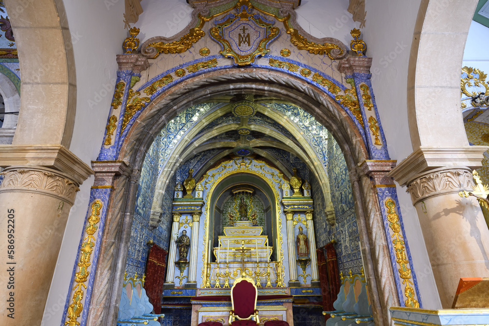 Main choir and Chapel, Baroque Altar piece, Our Lady of the Assumption Church, Alte, Loule, Algarve, Portugal
