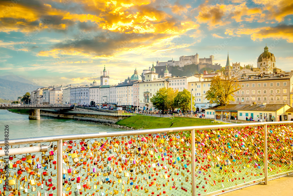 Fototapeta premium Blick auf Salzburg, Österreich