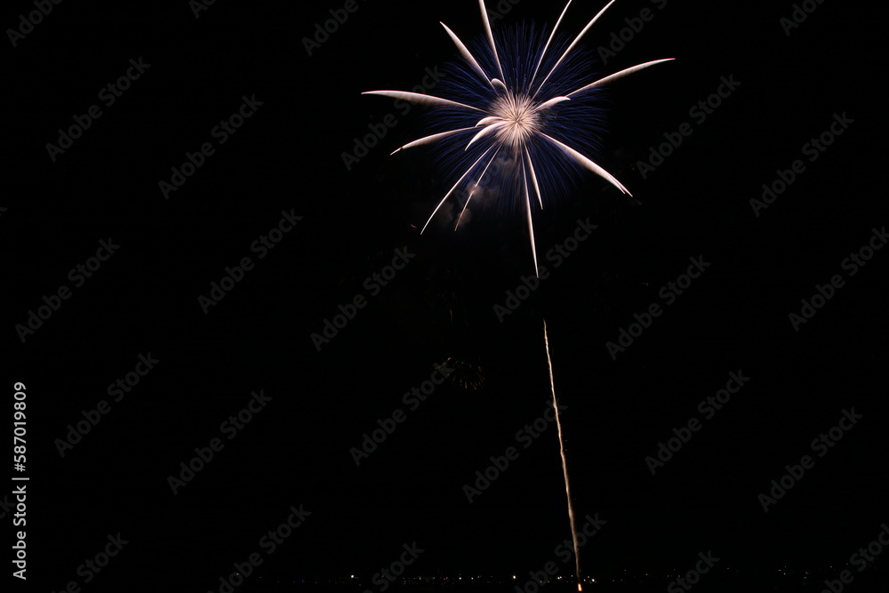 八代の空を彩る花火