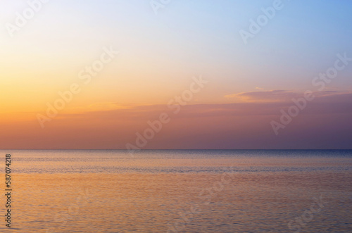 sea horizon in the early morning, background © balakleypb