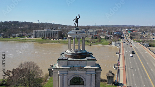 Civil War Historical Statue