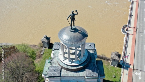 Civil War Historical Statue