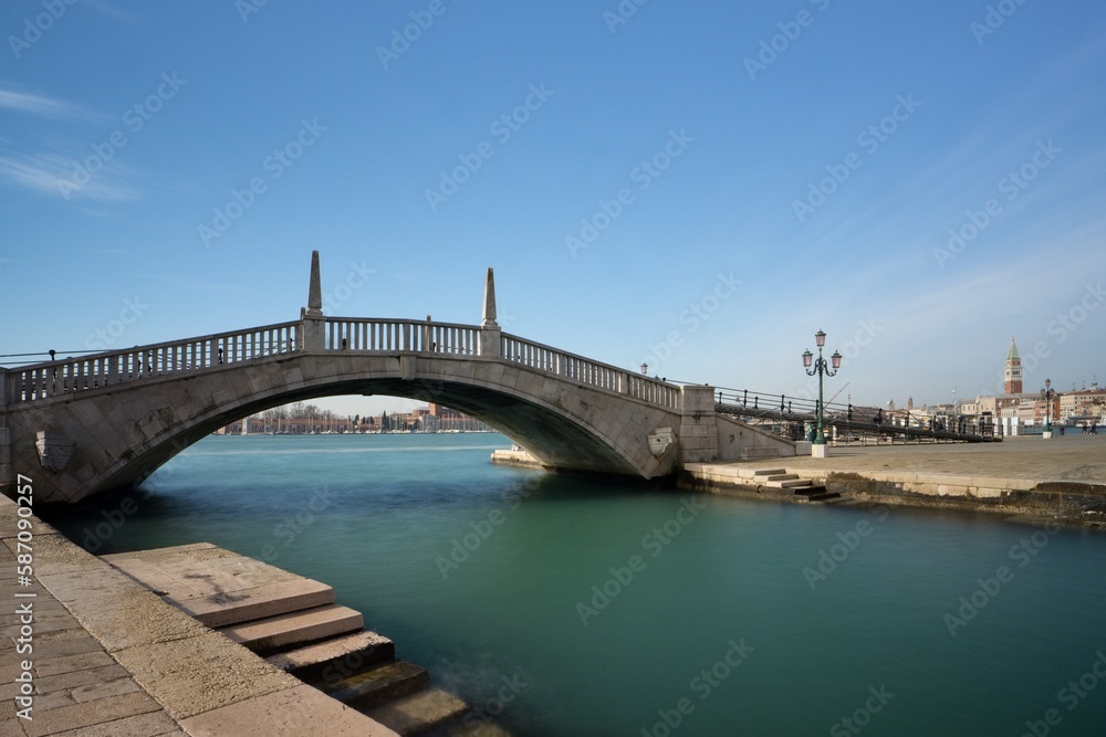 Fototapeta premium bridge over the river