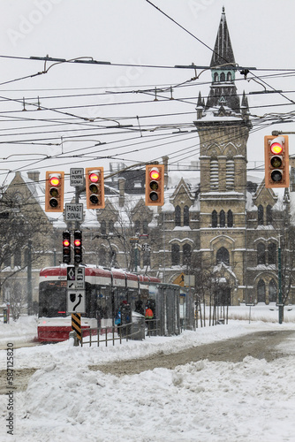 Canvas Print Toronto streetcar on Spadina in winter