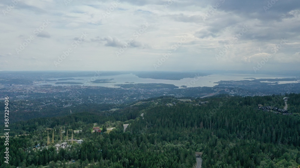 Fototapeta premium vue panoramique d'Oslo depuis Holmenkollen, norvège