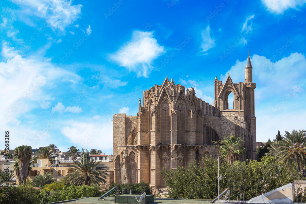 Obraz premium Nice view of the historic buildings in the center of Famagusta, North Cyprus