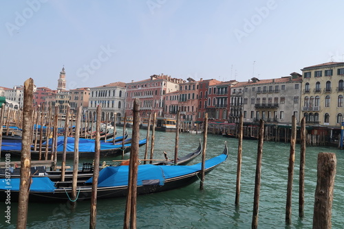 Boats at Canale Grande in Venedig