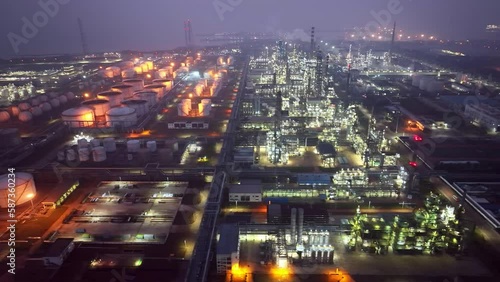 Wallpaper Mural view of petrochemical factory Torontodigital.ca