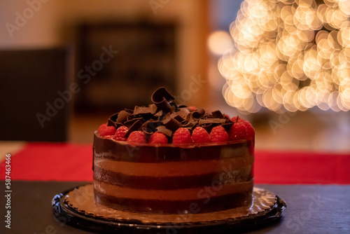 chocolate cake with berries (ID: 587463466)