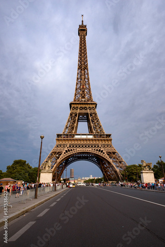 Paris, France, August 2015: Eiffel tower in Paris, France. © Bogdan Barabas