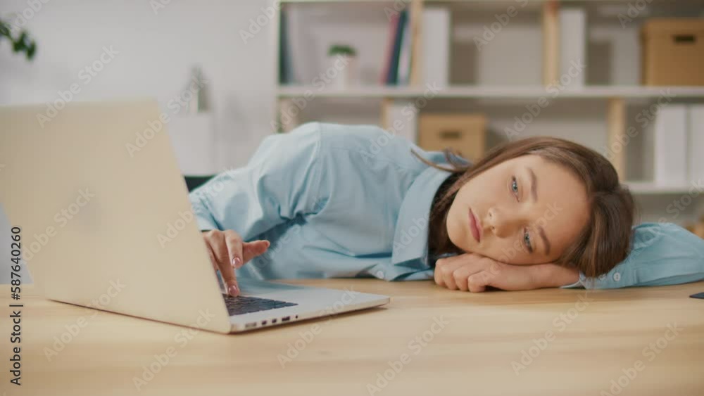 Upset Office Worker Who Failed to Cope With Work Tasks. The Frustrated Young Woman is not Satisfied With Her Work. The Woman Has Burnout at Work. Flexibility and Comfort of Work. Work-life Balance. Upset Office Worker Who Failed to Cope With Work Tasks. The Frustrated Young Woman is not Satisfied With Her Work. The Woman Has Burnout at Work. Flexibility and Comfort of Work. Work-life Balance.