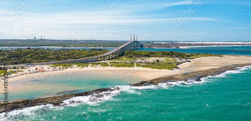 Foto aerea da Ponte Nerton Navarro em Natal no Rio Grande do Norte