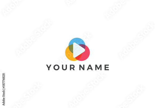 Colorful Modern Play and multimedia logo design