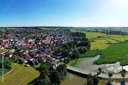 Luftbild von Frontenhausen ein Markt im niederbayerischen Landkreis Dingolfing-Landau photo