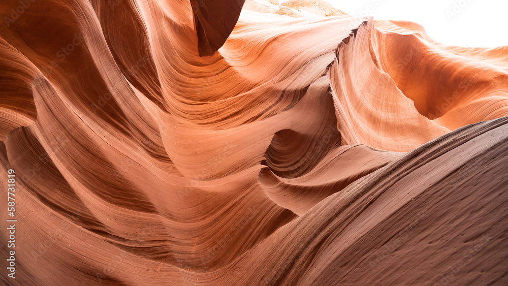 Obraz premium Lower Antelope Canyon just outside of Page, Arizona.