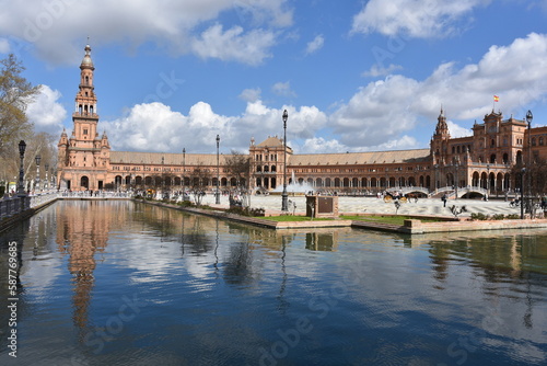 Spanish square in Seville in Maria Luisa Park, Europe, Andalusia, history © Albin Marciniak