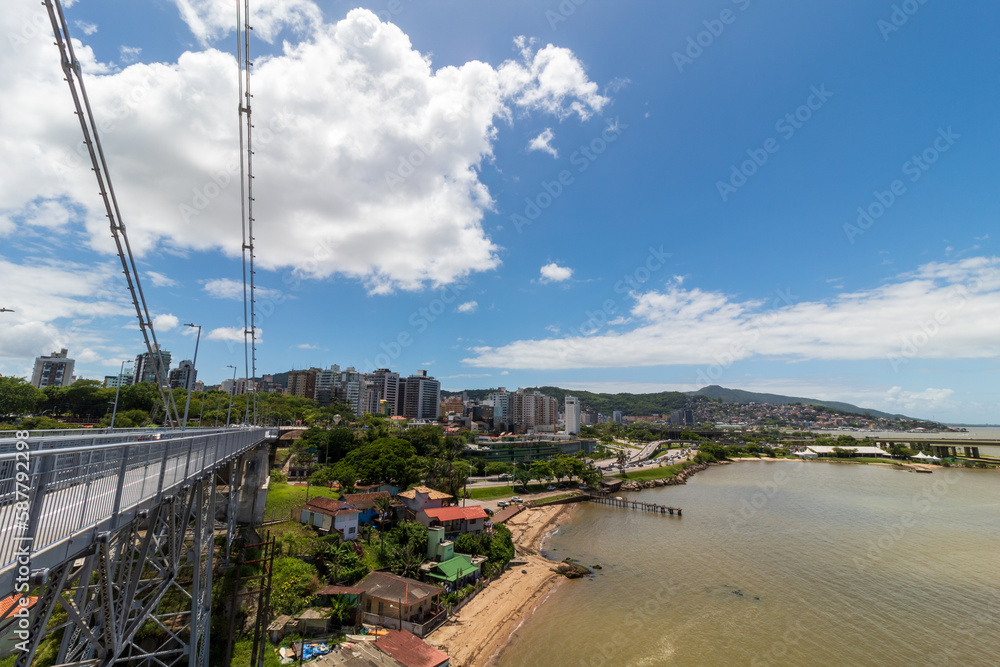 prédios e  a ponte Hercílio Luz da cidade de Florianópolis estado de Santa Catarina Brasil florianopolis
