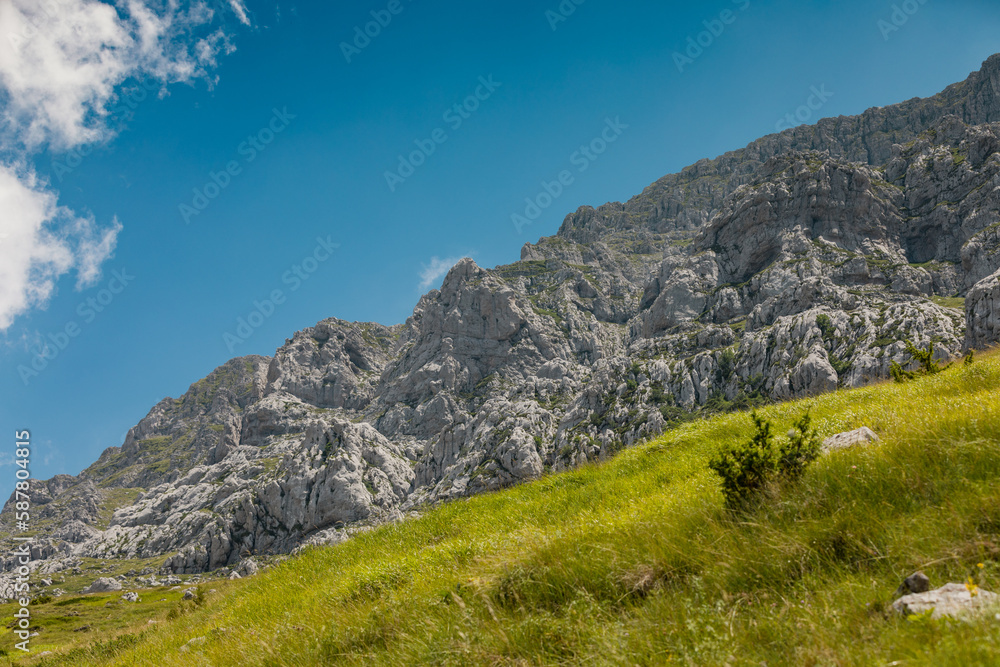 Fototapeta premium Rocky summit in Pindus Mountain (Vikos National Park), Greece