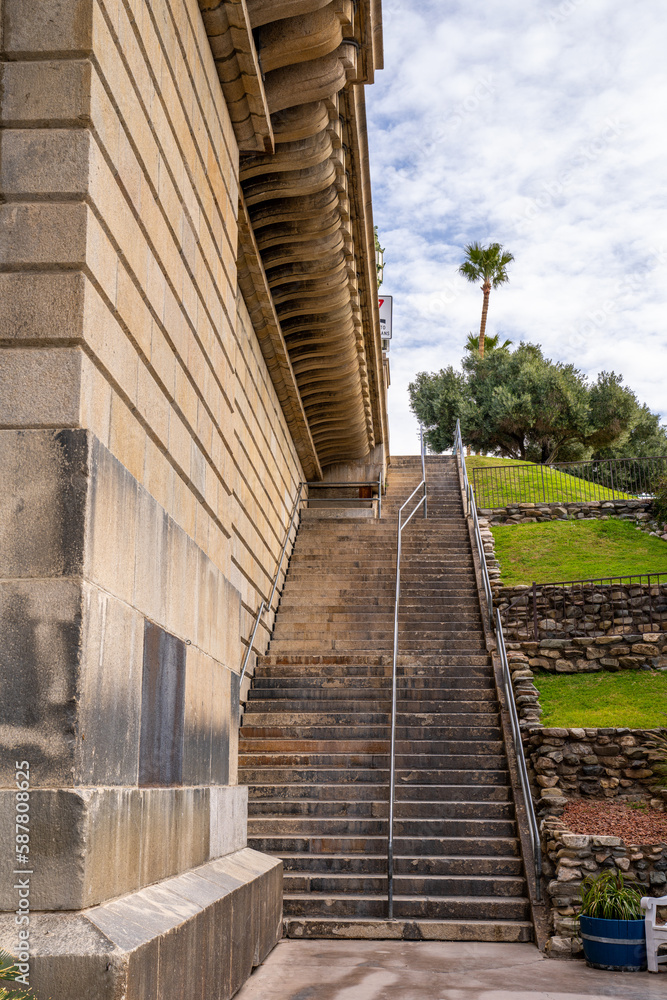 many stairs at the London Bridge in Lake Havasu City leading from the shoreline to the street