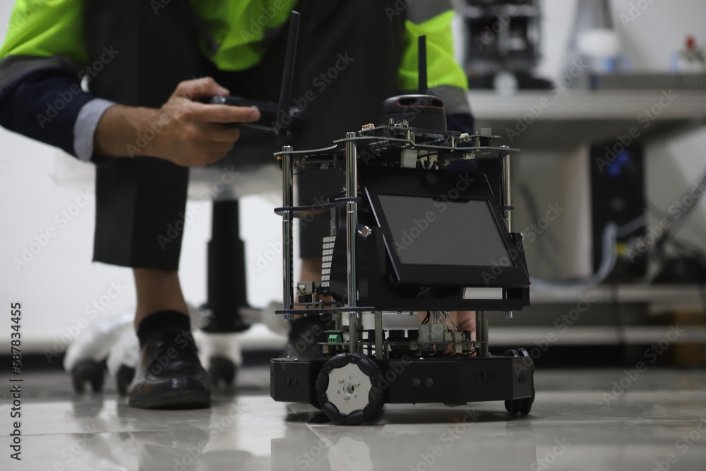 Engineer designed precision in Mechanical Engineering.Robot for new industrail and technology