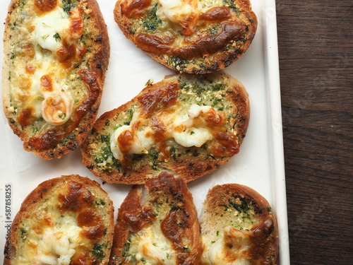 shrimp and cheese bread toast