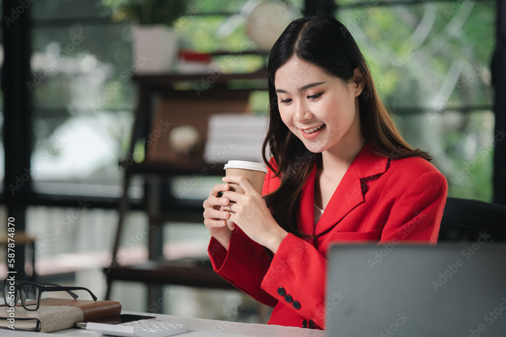 Beautiful Asian woman is a businesswoman who leads a new generation of startups, a woman who runs and manages a business plan to build confidence and stability in business, woman-led business concept. Beautiful Asian woman is a businesswoman who leads a new generation of startups, a woman who runs and manages a business plan to build confidence and stability in business, woman-led business concept.