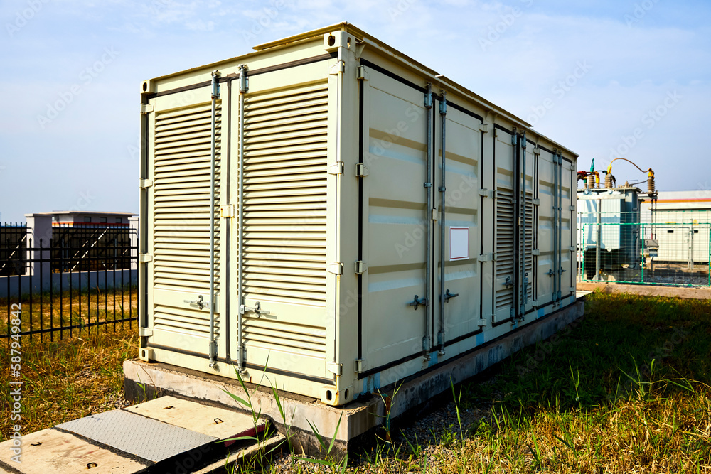 Naklejka premium Large generator box