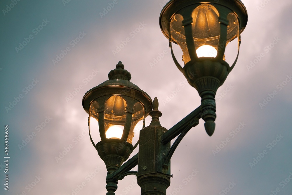 streetlamp