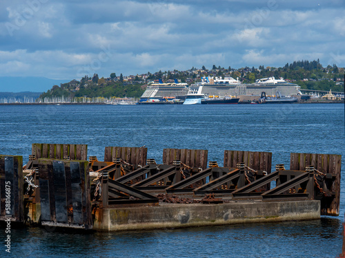 Seattle Waterfront 001 © Moelyn Photos