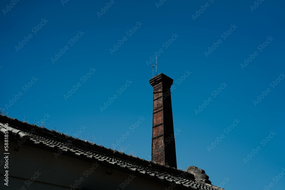 酒造跡地に、昭和レトロな煉瓦の煙突