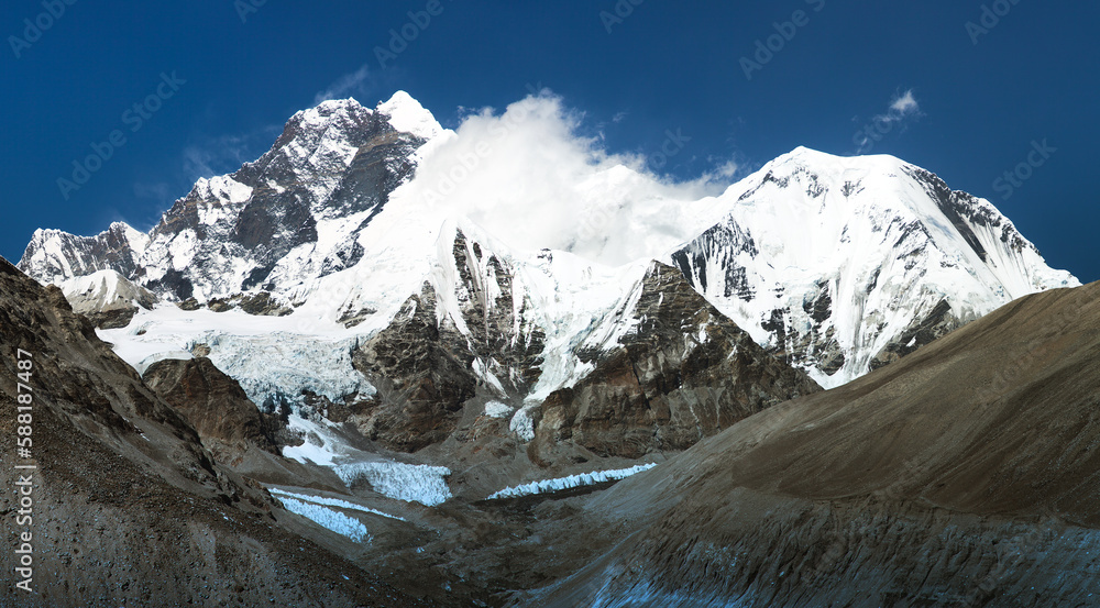 Naklejka premium Mount Everest Lhotse and Lhotse Shar from Barun valley