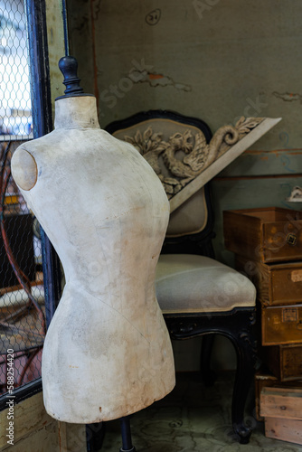 Bust of a White Vintage Female Mannequin