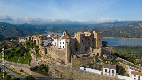 hermoso castillo de Castellar de la Frontera en la provincia de Cádiz, España