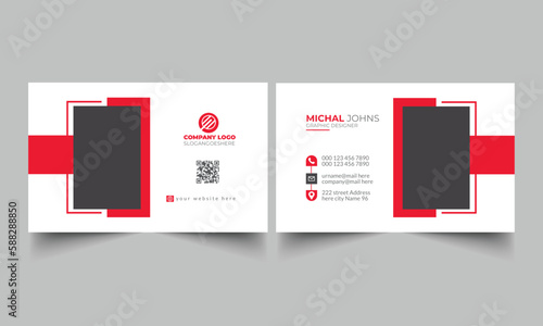 Creative and Clean Business Card (ID: 588288850)
