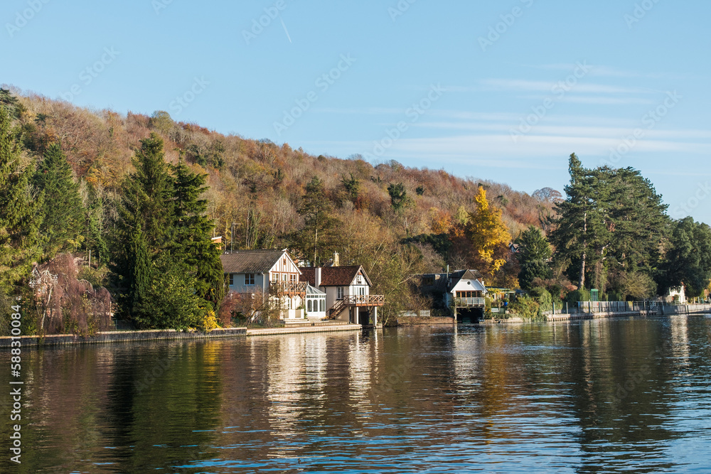 River side and houses in Henley-on-Thames, Summer daytime
