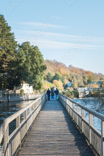River and bridge in Henley-on-Thames, Summer daytime