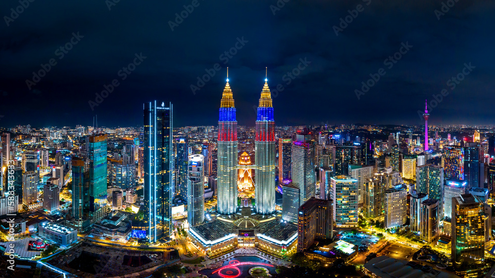 Naklejka premium Panoramic of Kuala lumpur city at night, Malaysia.