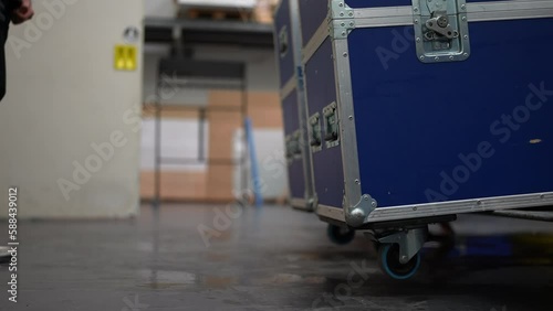 Crew loading Flightcases into the Truck after a Gig .