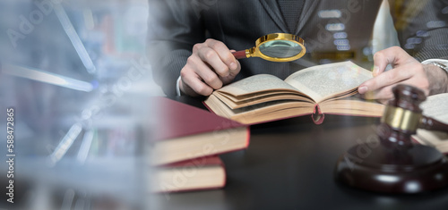 Fotografie Lawyer works in the office studies a case .