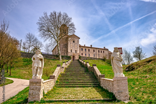 Santuario san Vittore e Corona photo